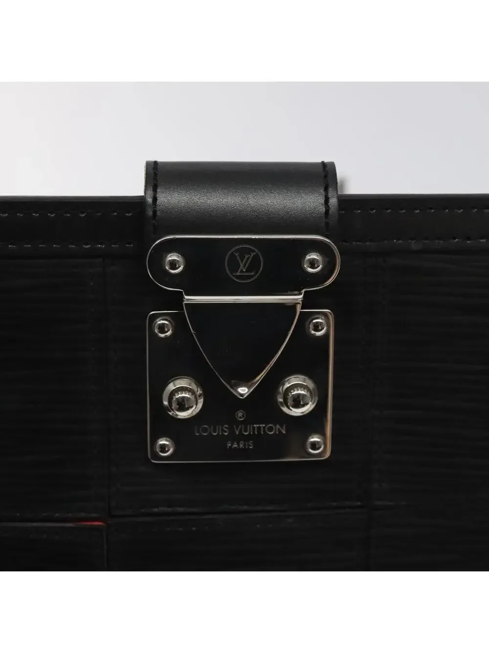 Louis Vuitton elevate your